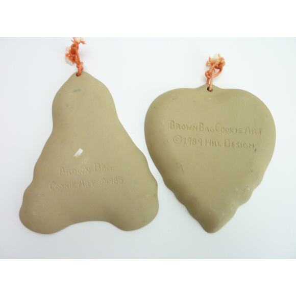 Vintage 1985 Raggedy Ann Mold and Heart Shaped Tulip Clay Cookie Craft Mold - Picture 3 of 6